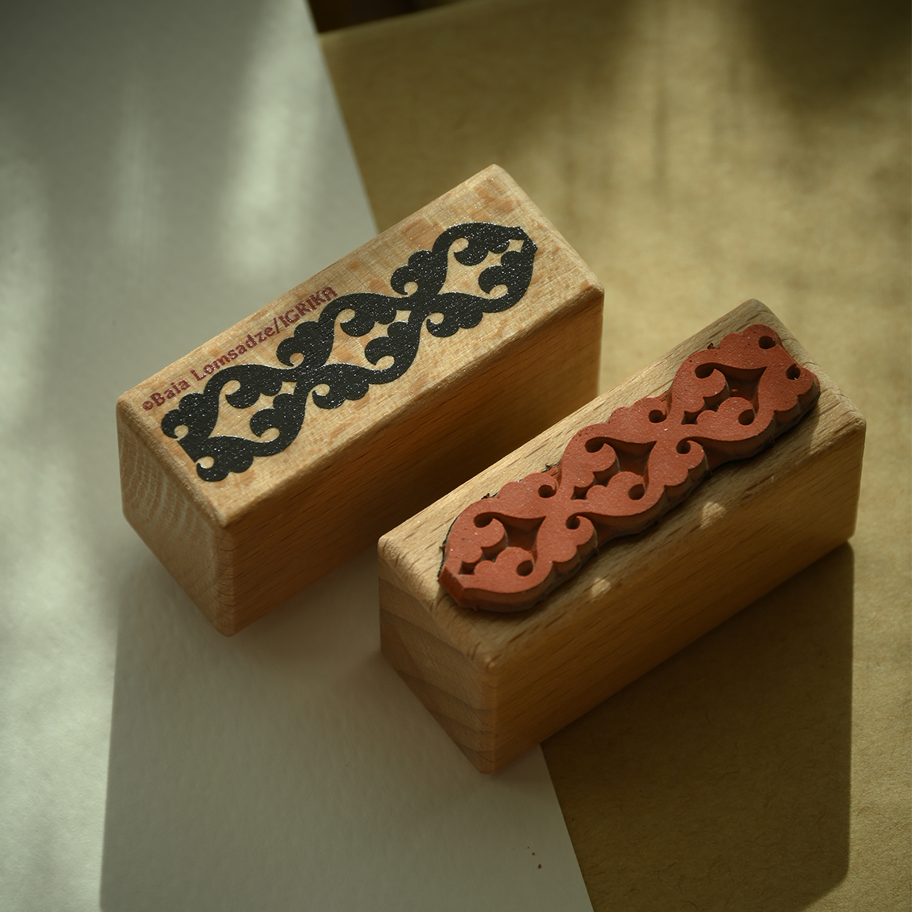 Motivstempel Titel: Igrika Ornament · 3 Blätter (klein)