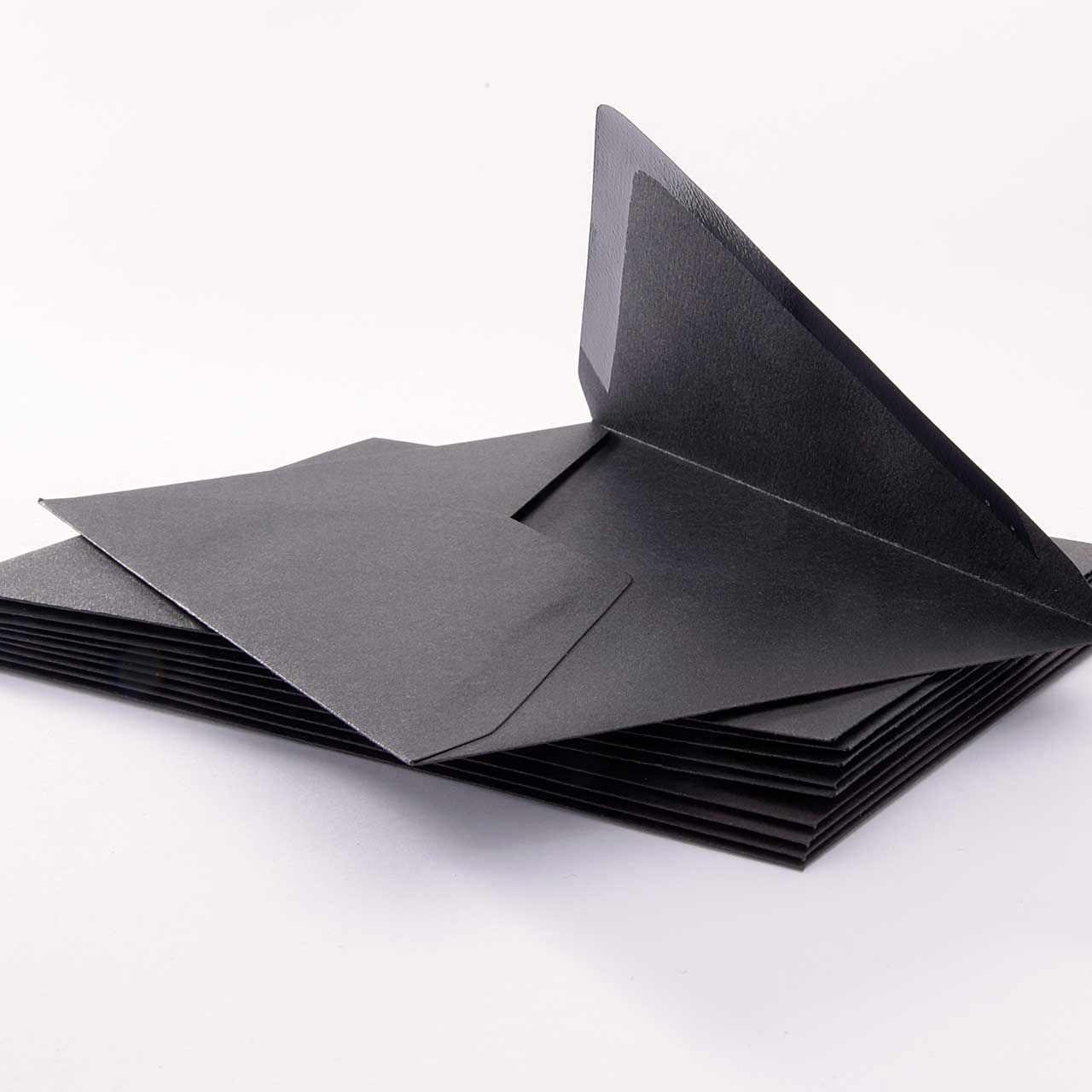 Amadeo · Edle Papiere · Schwarz