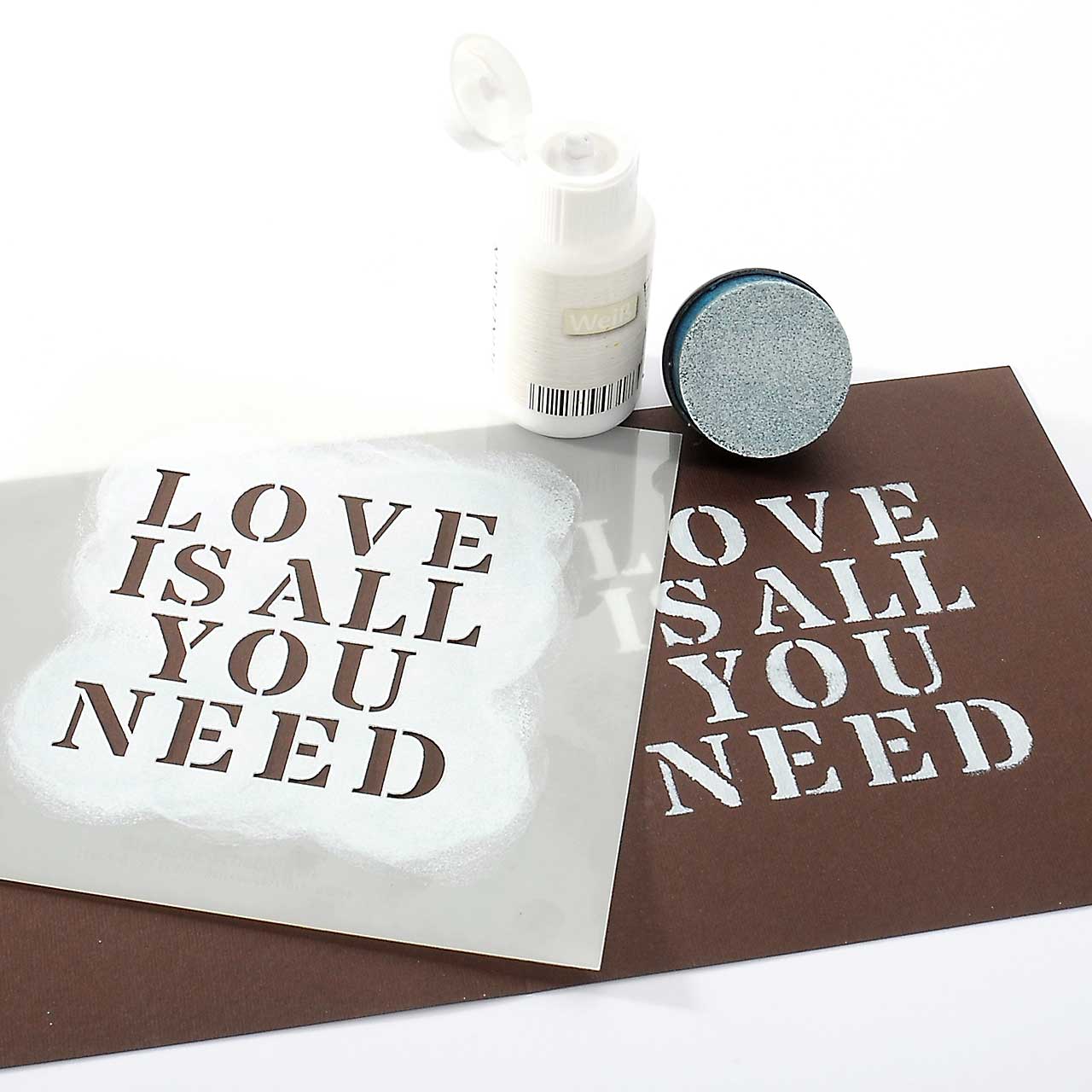 Grafische Schablonen - Love is all ...